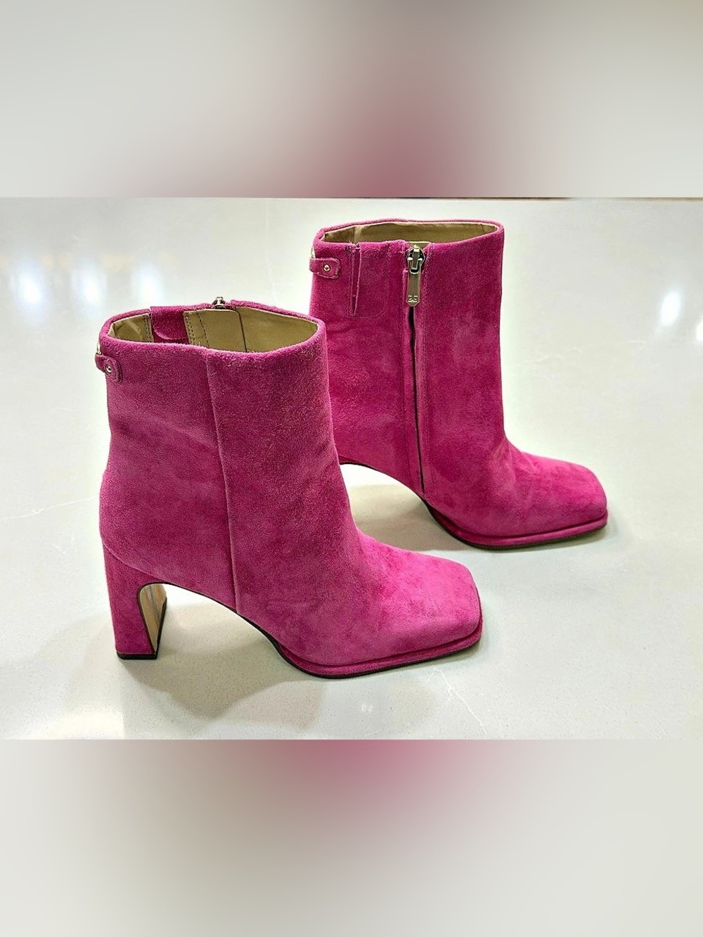 Sam Edelman Irie Hot Pink Fuchsia Suede Square Toe Ankle Booties Block Heel 7W